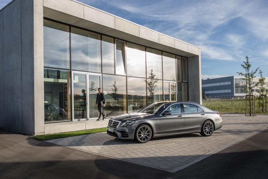  Mercedes-Benz S500 Lang AMG Line 2017 года  (WW) (фото 6 из 33)